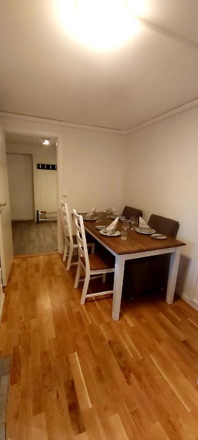 Aurora Rooms In Shared Apartment Nr2 We Are Doing Privet Northen Lights Trips, Reindeer Trip And Fjord Sommaroy Trip トロムソ エクステリア 写真
