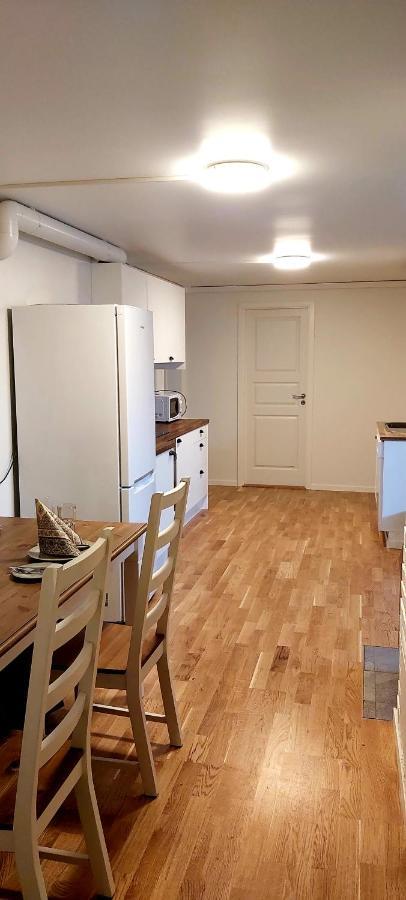 Aurora Rooms In Shared Apartment Nr2 We Are Doing Privet Northen Lights Trips, Reindeer Trip And Fjord Sommaroy Trip トロムソ エクステリア 写真