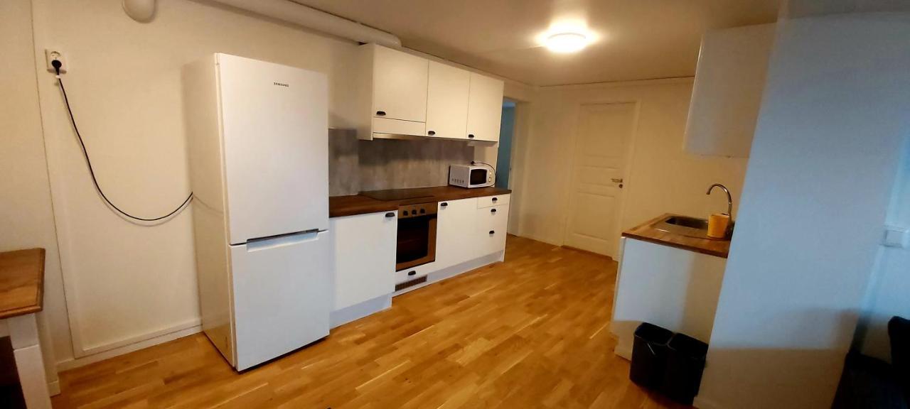 Aurora Rooms In Shared Apartment Nr2 We Are Doing Privet Northen Lights Trips, Reindeer Trip And Fjord Sommaroy Trip トロムソ エクステリア 写真